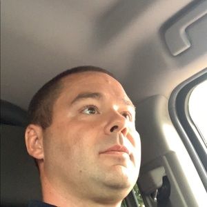 Meet your Posher, Jason